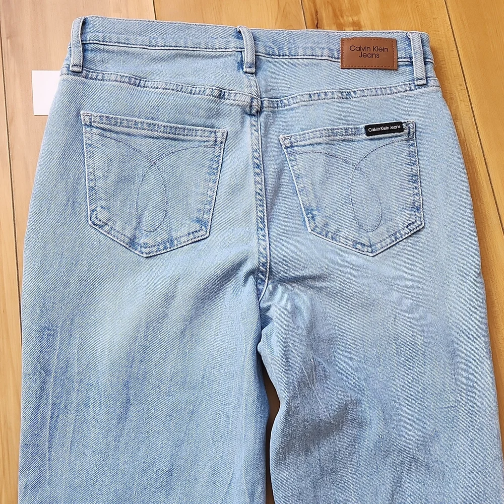 Jean - Picture 6 of 8